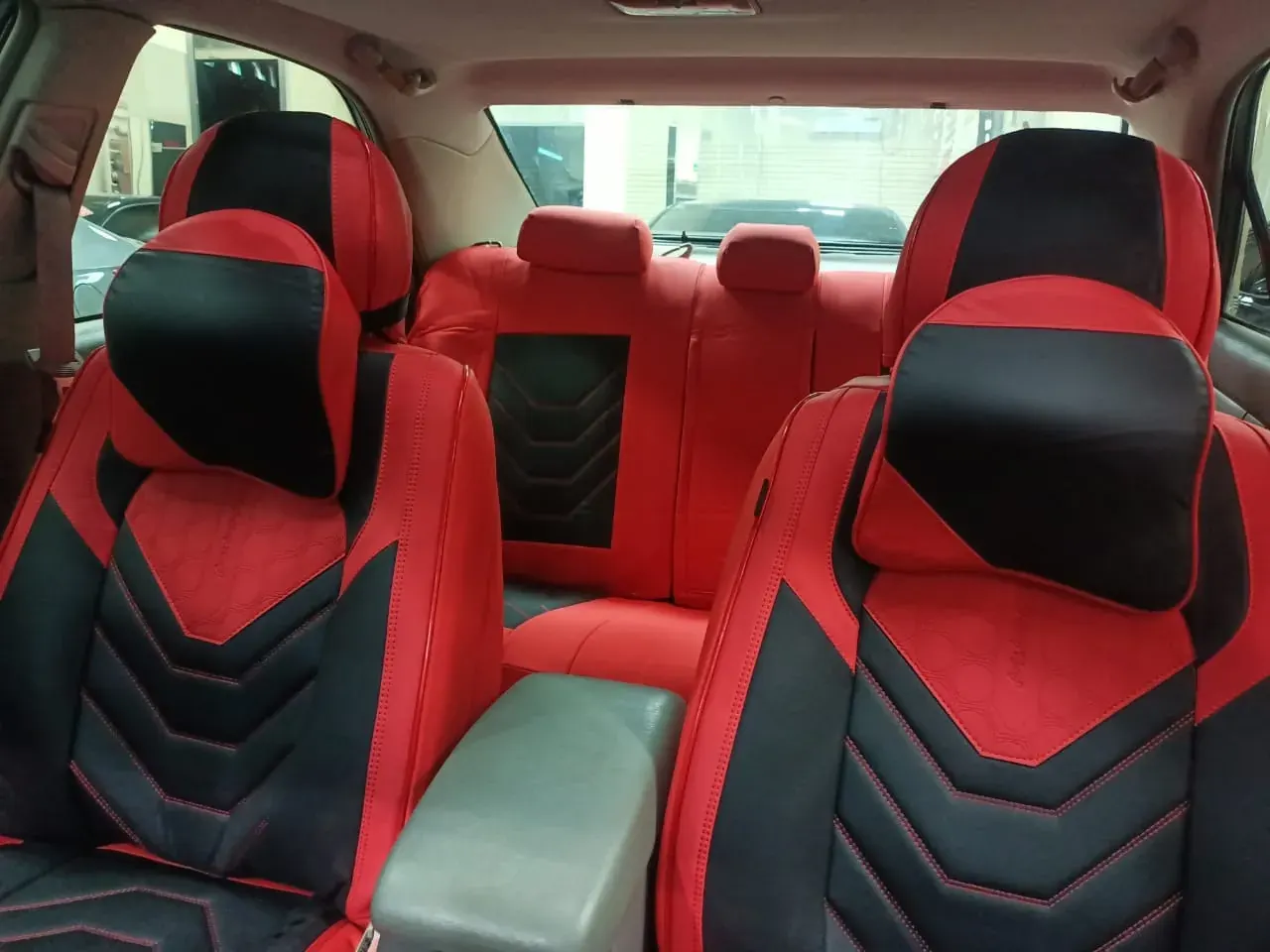 Red and black complete custom seat set